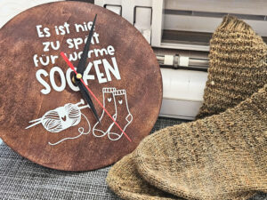 Es ist nie zu spät… für warme Socken – und zum Plotten! es-ist-nie-zu-spaet