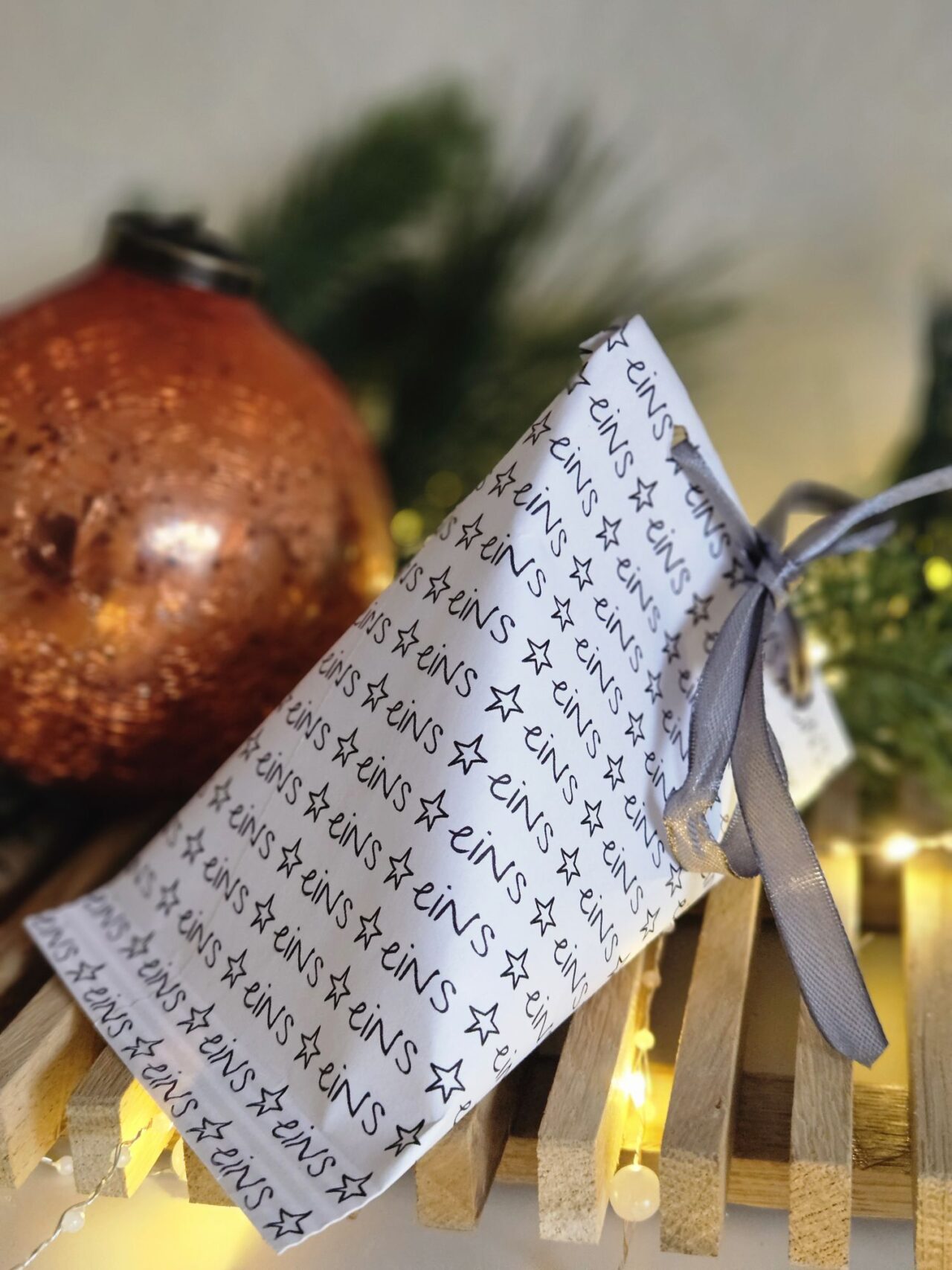 DIY Idee mit Muster Zahl 1 aus dem michamade Vor-Adventskalender