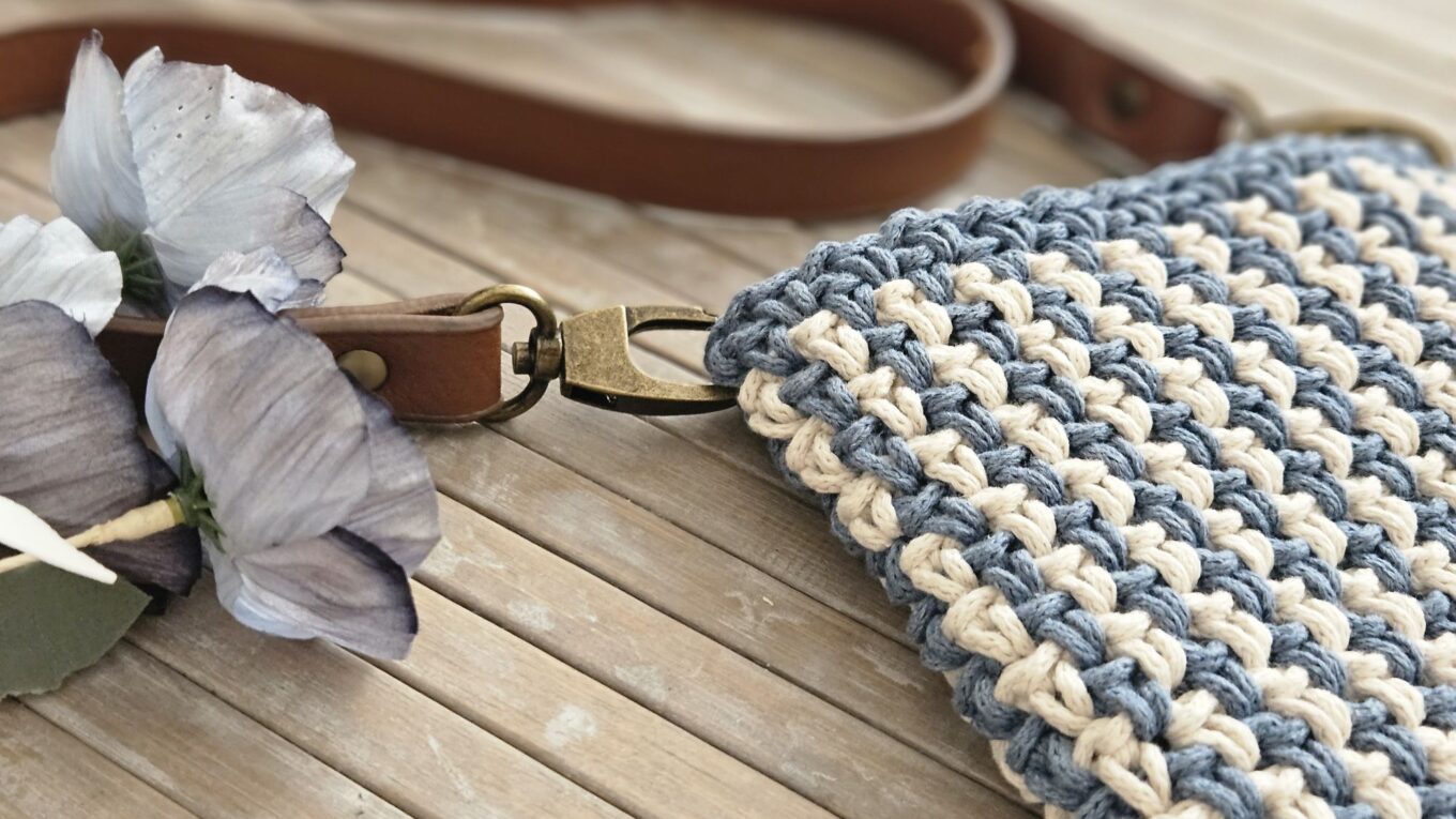 Gehäkelte Tasche im Leinenstich – eine einfache Anleitung